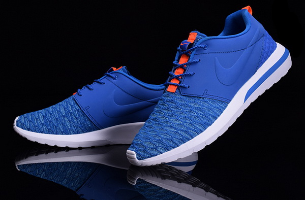 NIKE Roshe Run HYPERFUSE Flyknit Women--025